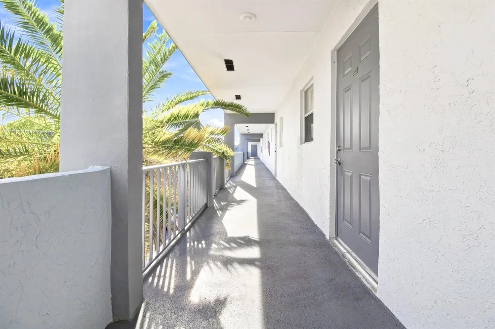 8321 Sands Point Boulevard #D305 Tamarac, FL 33321