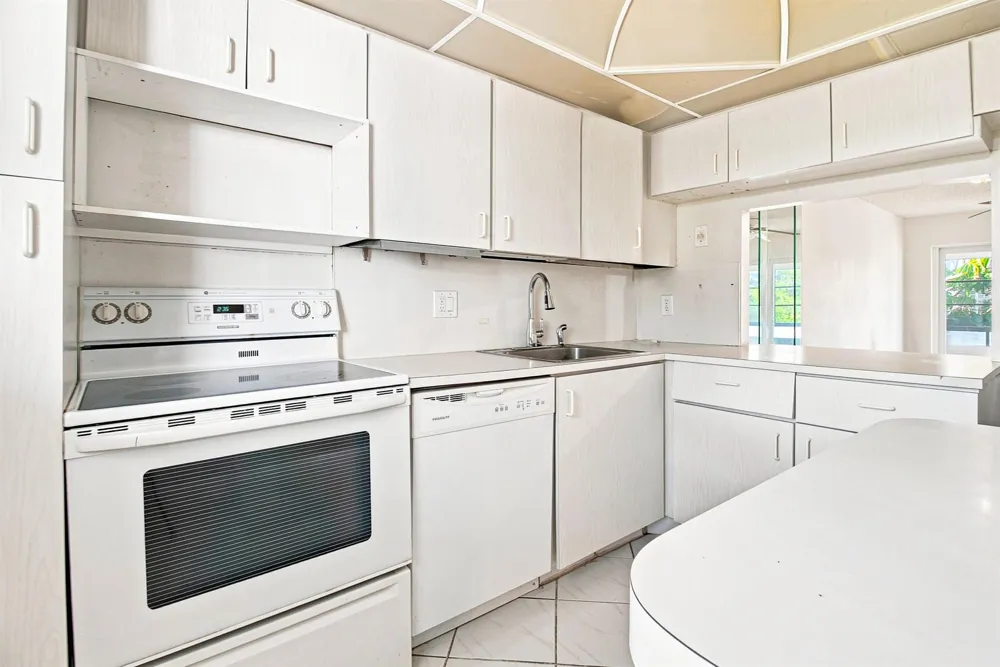 8321 Sands Point Boulevard #D305 Tamarac, FL 33321