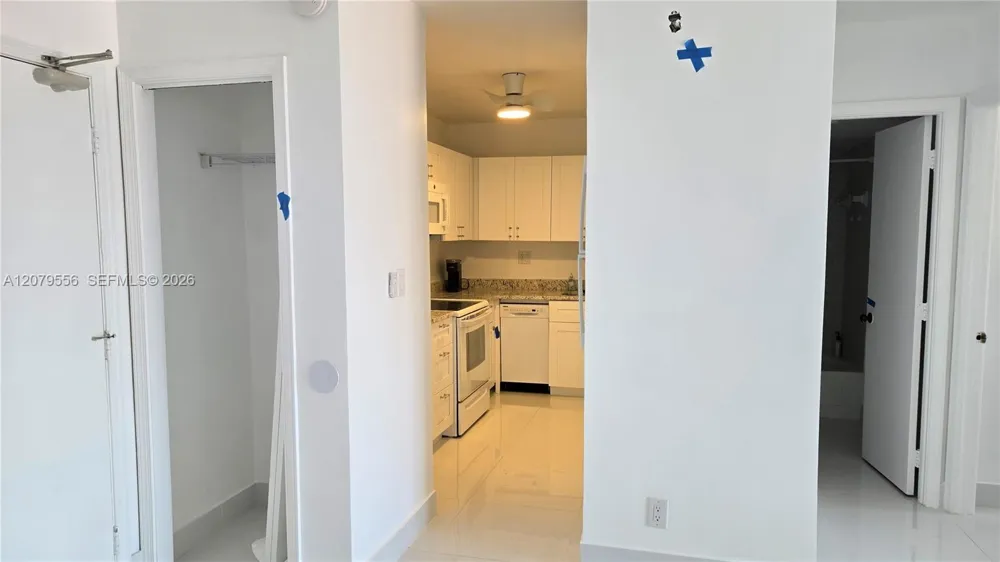 3000 Riomar St #703 Fort Lauderdale, FL 33304