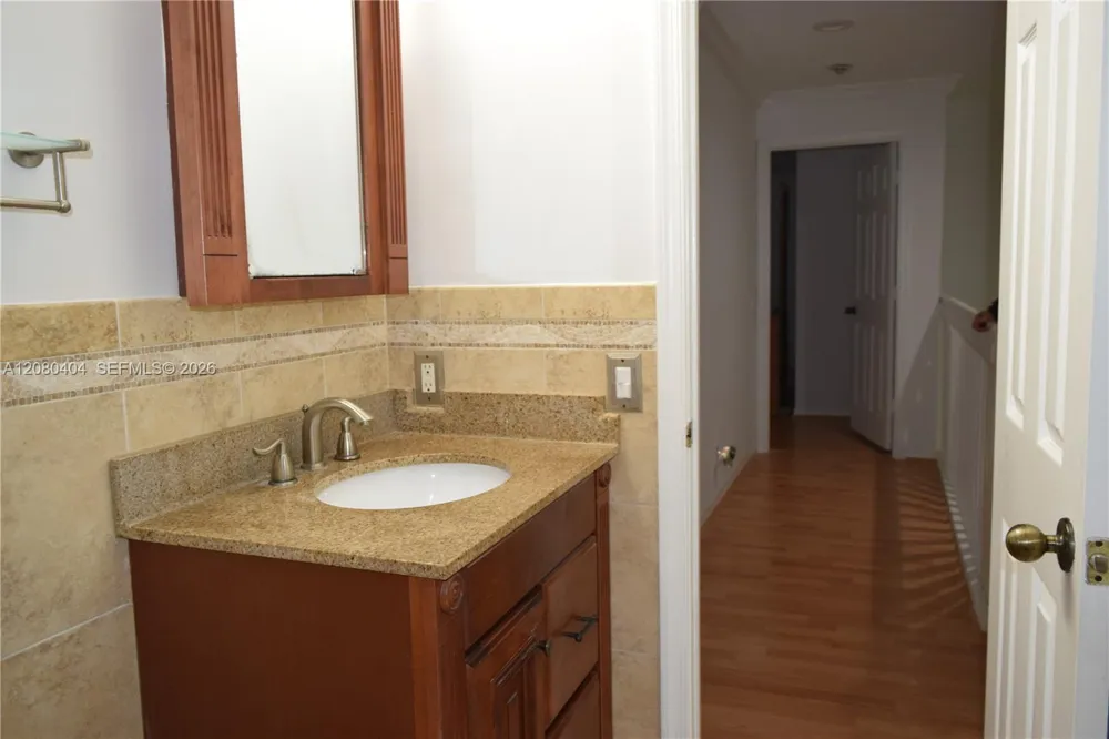 4154 Staghorn Ln Weston, FL 33331