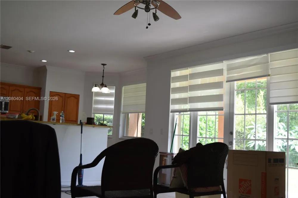 4154 Staghorn Ln Weston, FL 33331