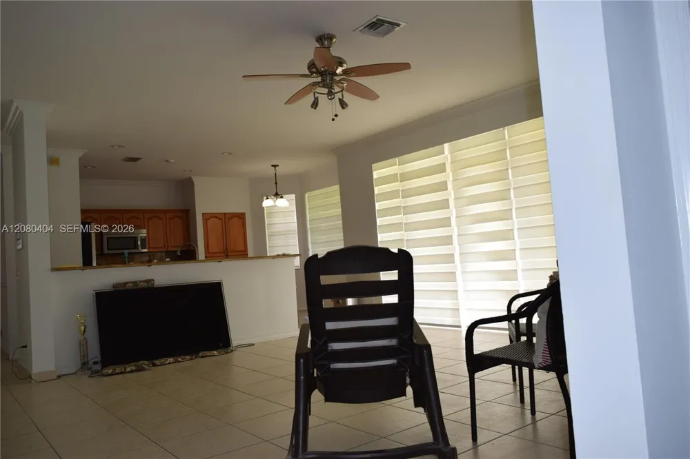 4154 Staghorn Ln Weston, FL 33331