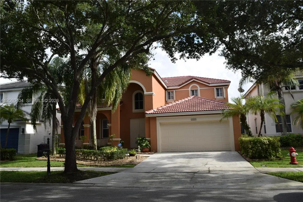 4154 Staghorn Ln Weston, FL 33331