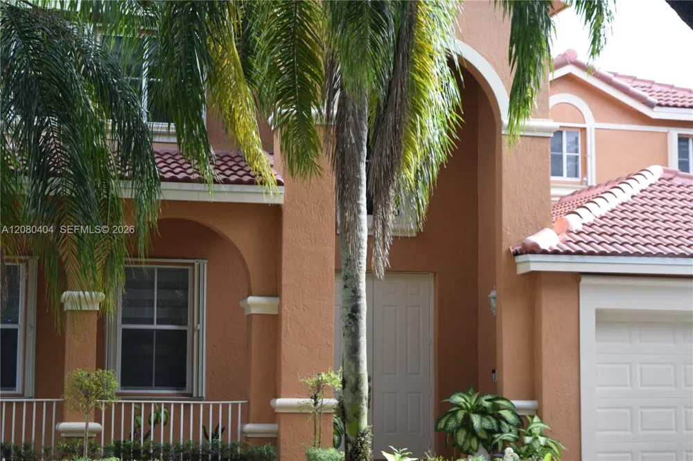 4154 Staghorn Ln Weston, FL 33331
