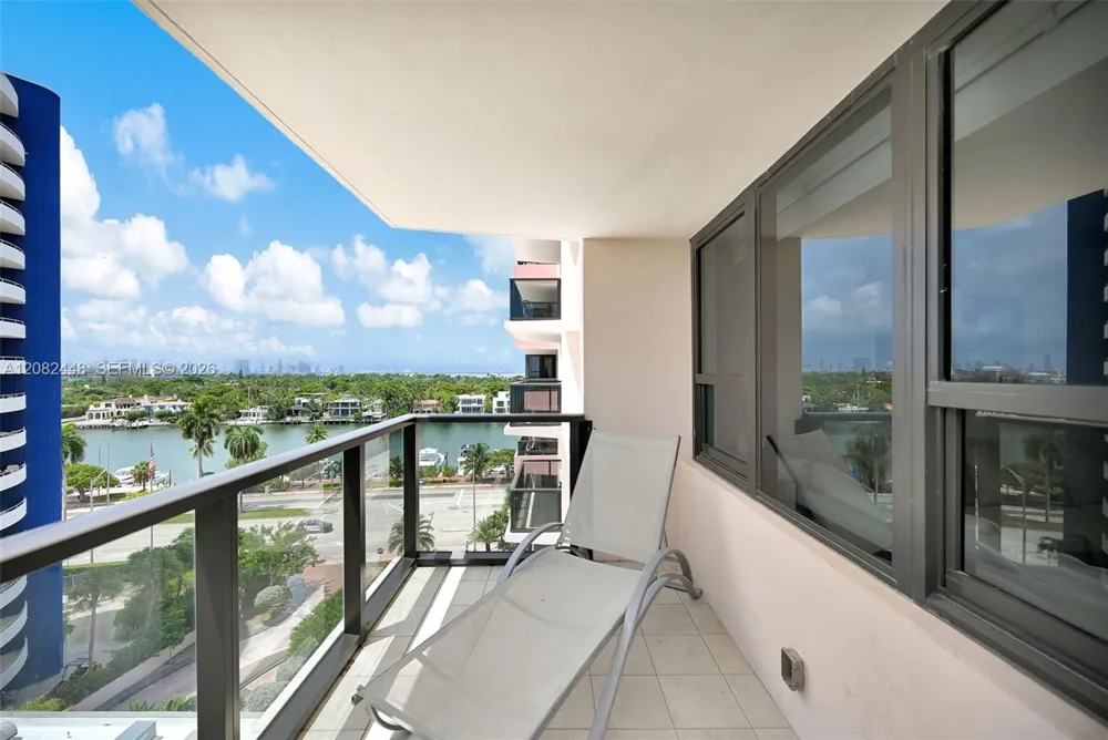 5225 Collins Ave #1015 Miami Beach, FL 33140