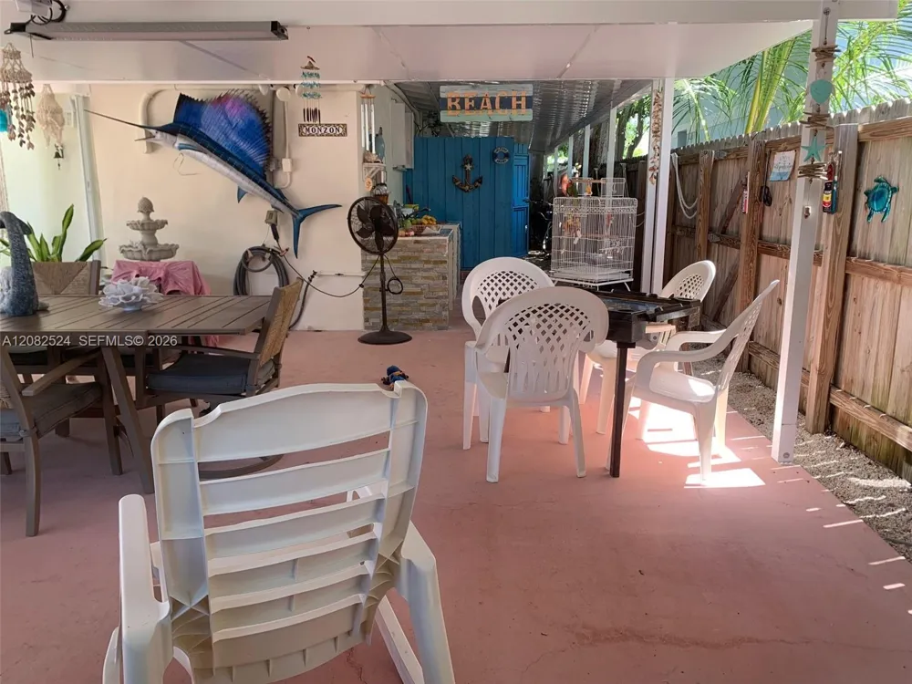 44 Orange Dr Key Largo, FL 33037
