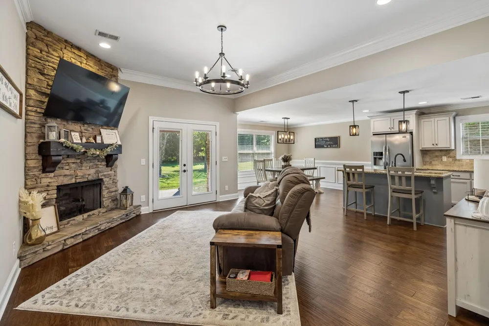 2045 Mann Rd Lebanon, TN 37087