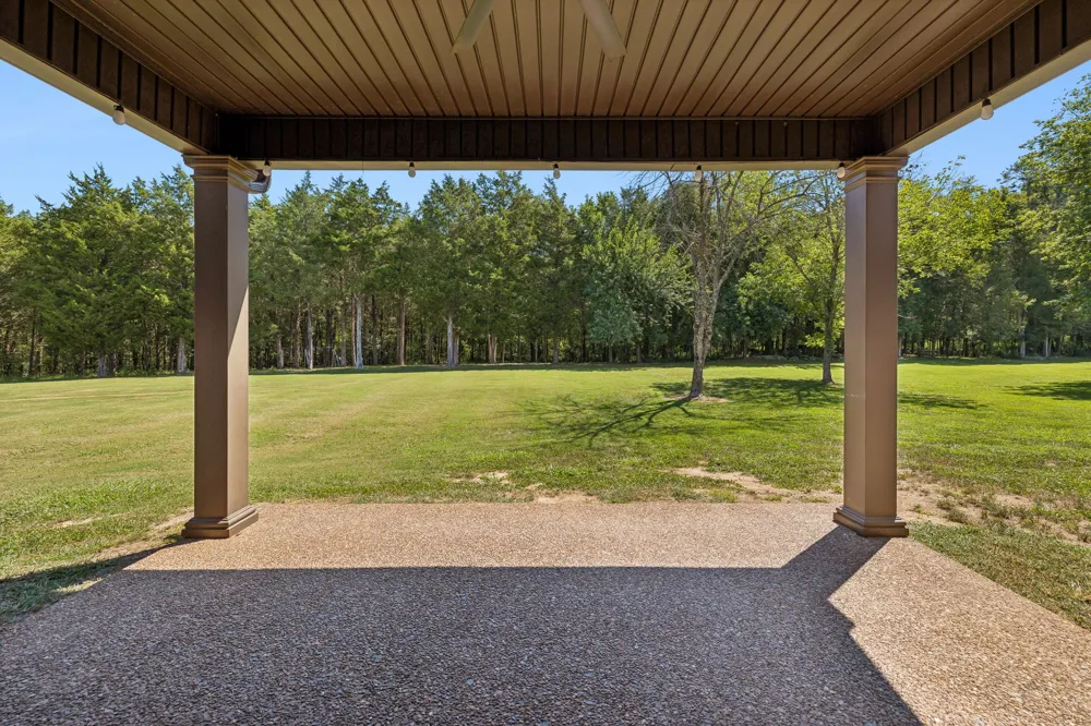 2045 Mann Rd Lebanon, TN 37087