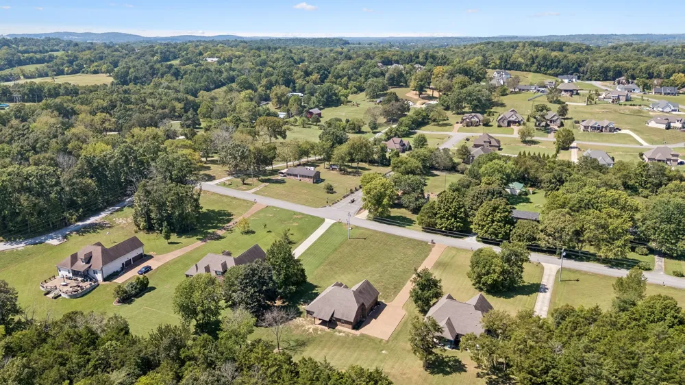 2045 Mann Rd Lebanon, TN 37087