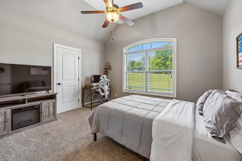 2045 Mann Rd Lebanon, TN 37087