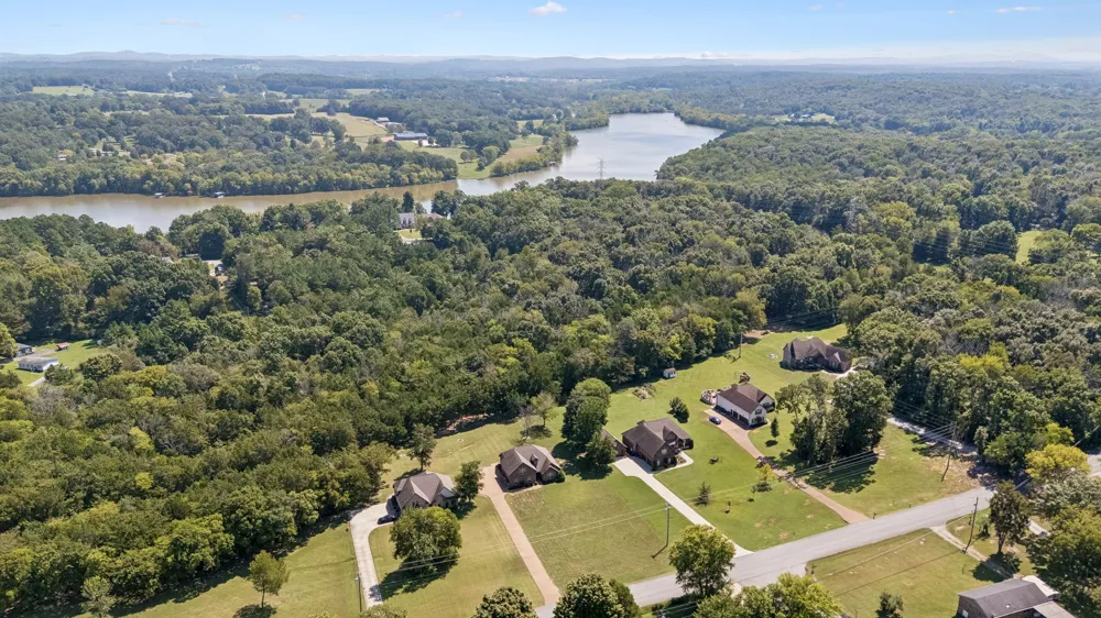 2045 Mann Rd Lebanon, TN 37087