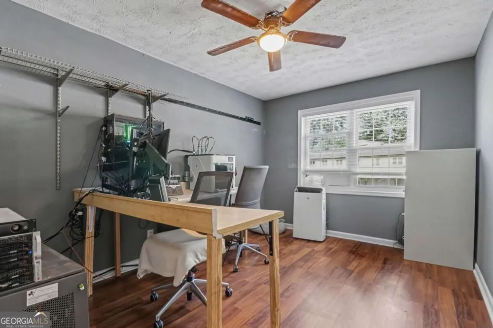 280 Winding River RD Sandy Springs, GA 30350
