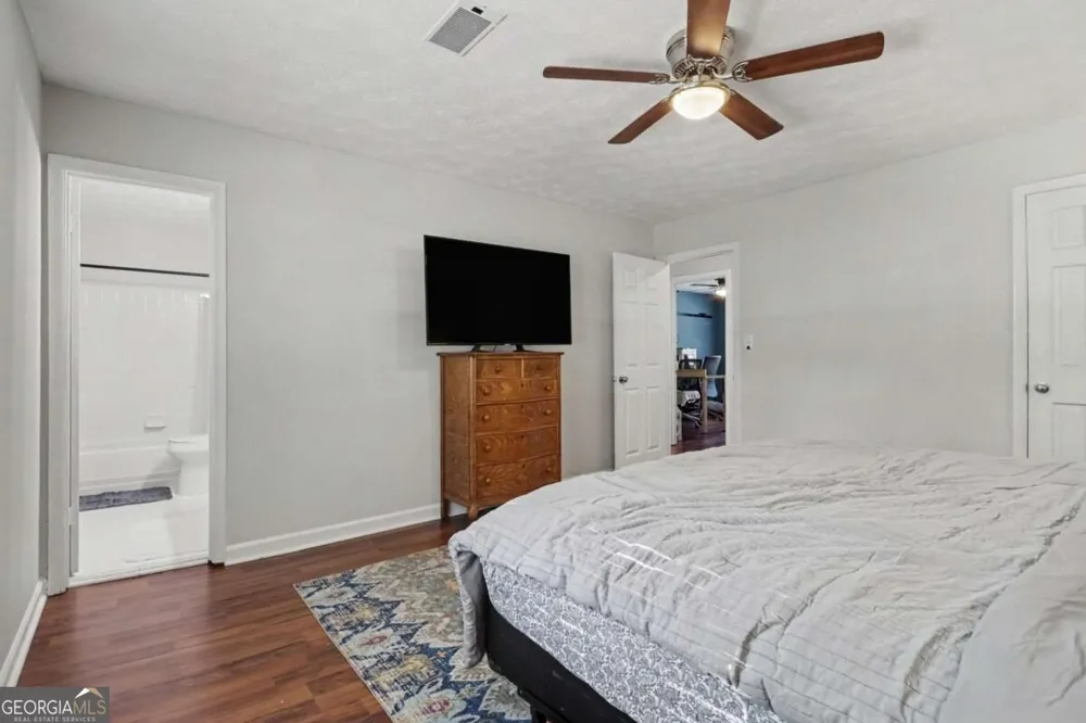 280 Winding River RD Sandy Springs, GA 30350