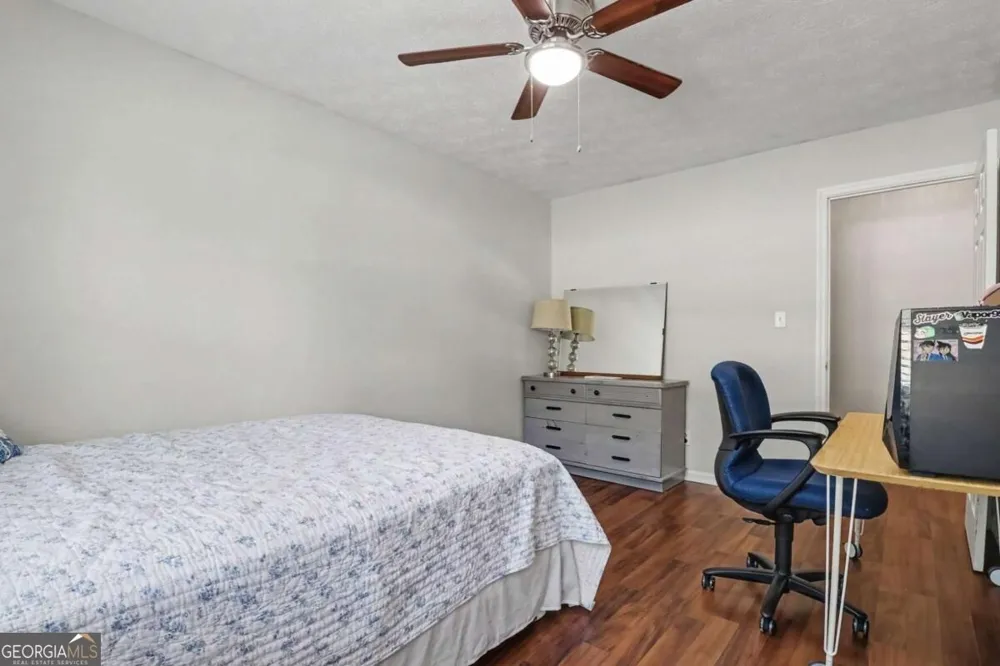 280 Winding River RD Sandy Springs, GA 30350