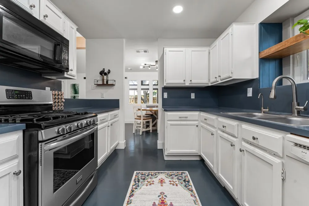 1502 Quail Run Road Pflugerville, TX 78660