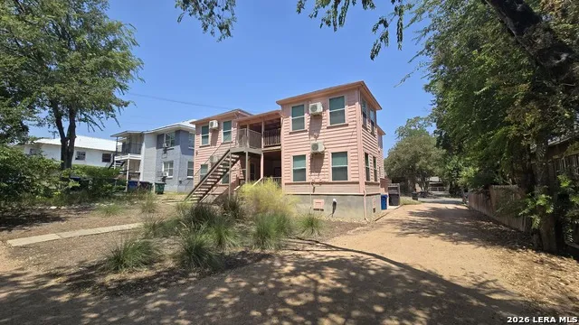 1020 W French Pl Unit 2 San Antonio, TX 78212
