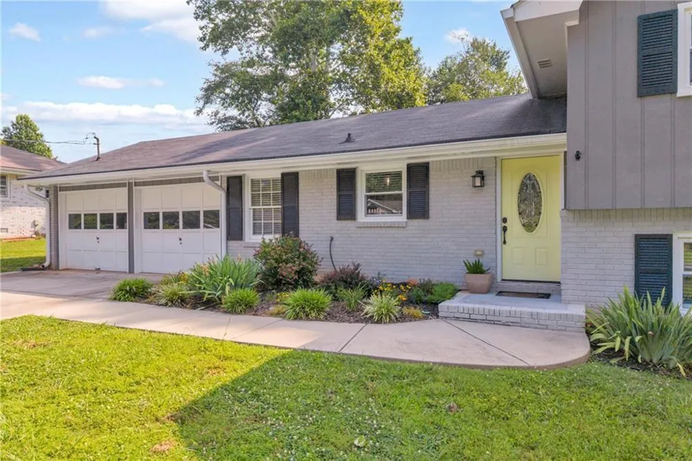 474 Royal Oaks Terrace Stone Mountain, GA 30087