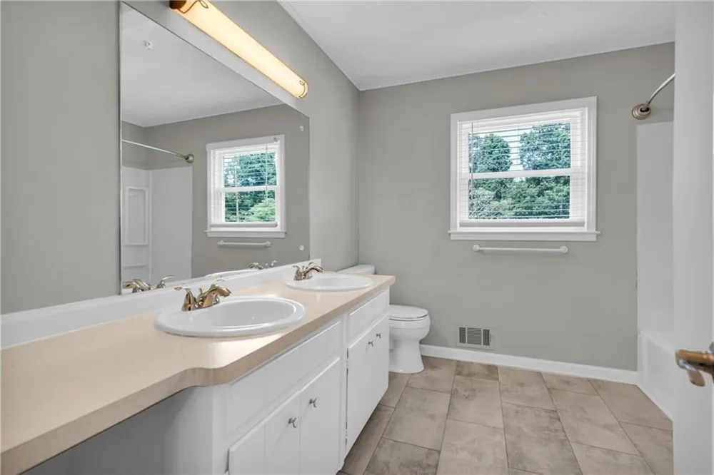 474 Royal Oaks Terrace Stone Mountain, GA 30087