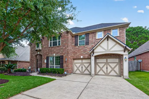 123 Forest Valley Bend