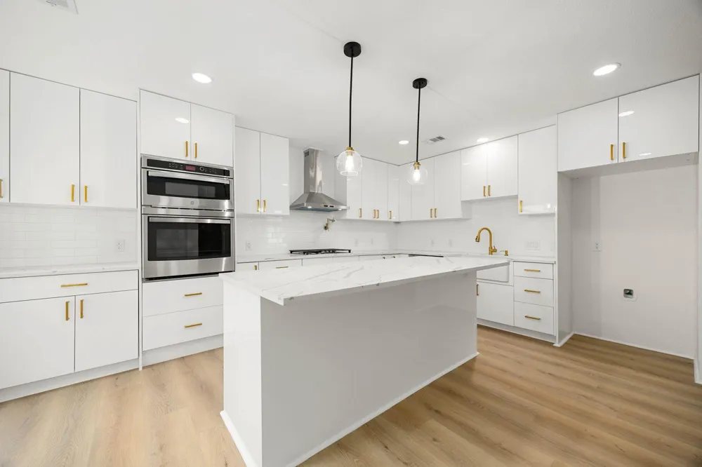 5518 Beechnut Street Houston, TX 77096