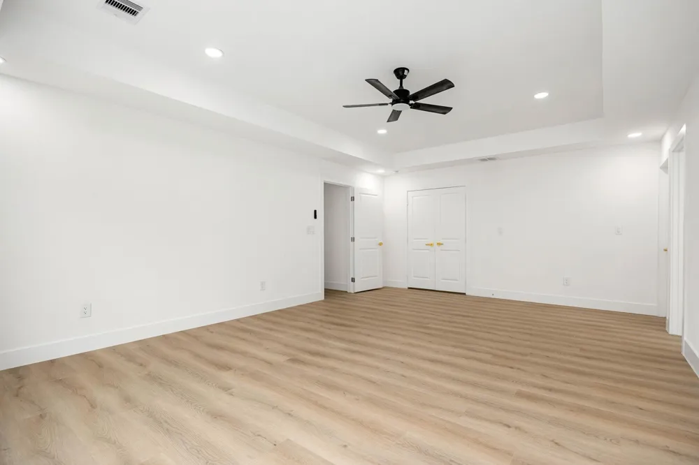 5518 Beechnut Street Houston, TX 77096