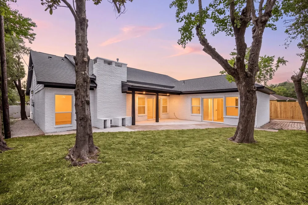 5518 Beechnut Street Houston, TX 77096