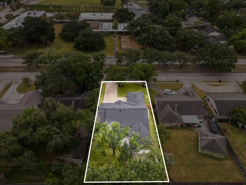 5518 Beechnut Street Houston, TX 77096