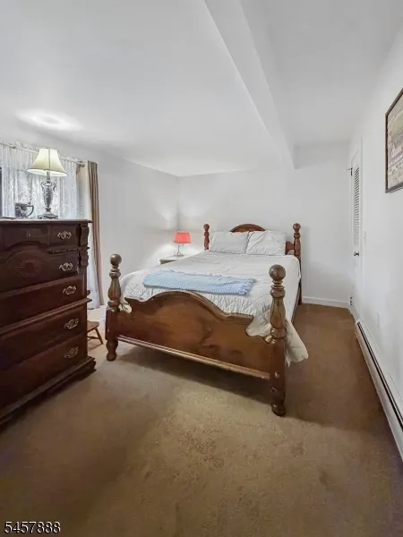 37 Smith St Hope, NJ 07825