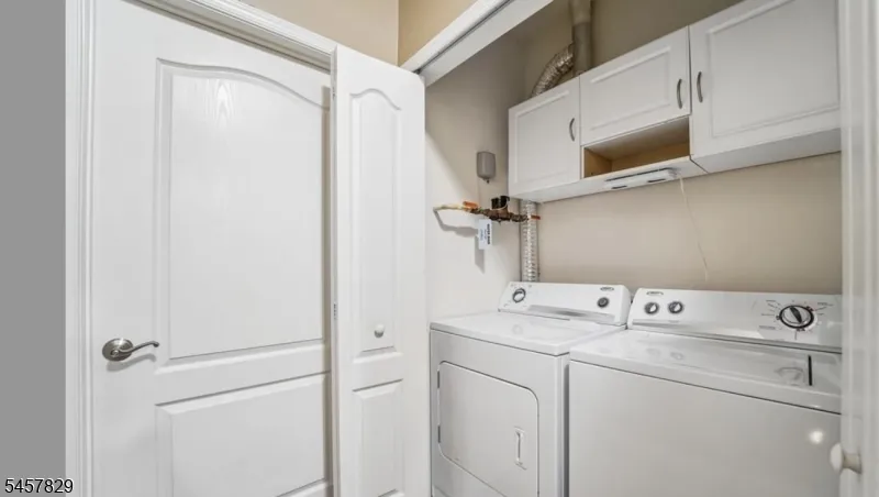 6214 Brookhaven Ct Riverdale, NJ 07457