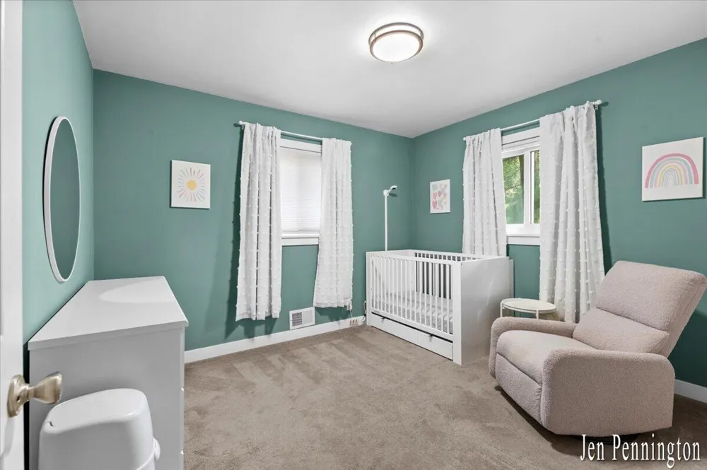 310 Kinney Avenue NW Grand Rapids, MI 49534