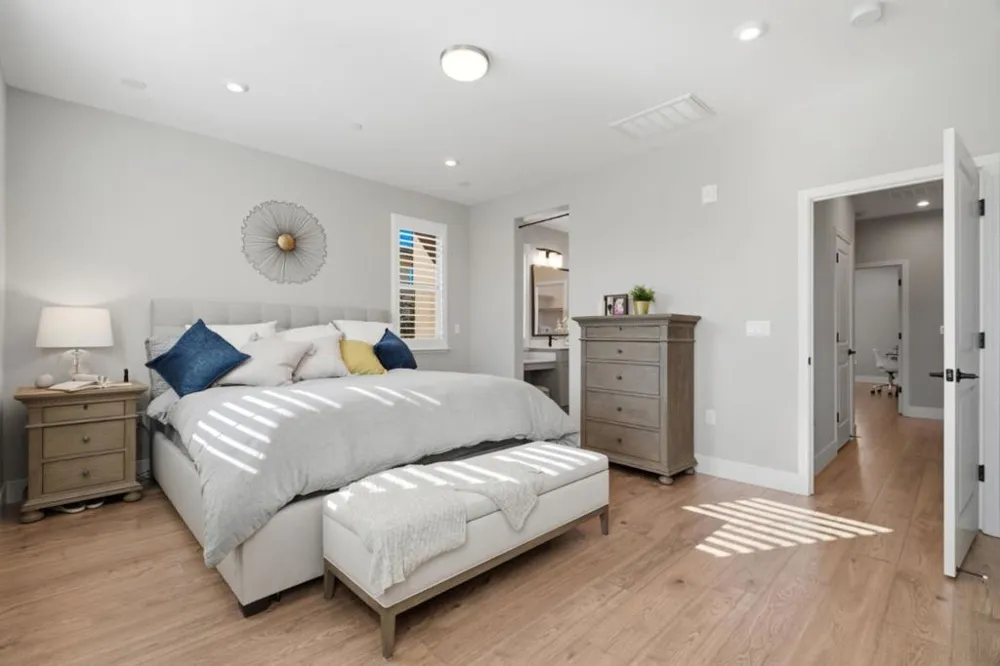 560 Saint Remi Terrace #1 Sunnyvale, CA 94085