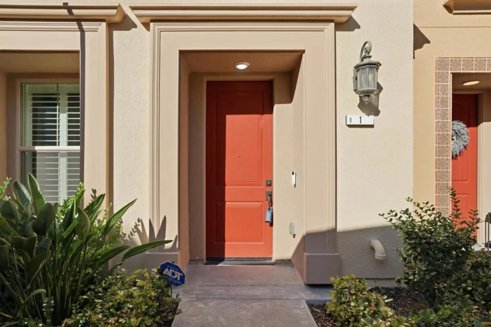 560 Saint Remi Terrace #1 Sunnyvale, CA 94085