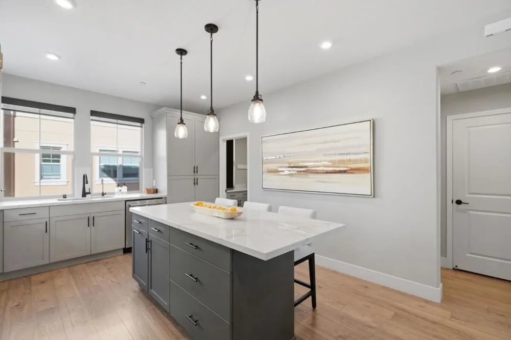 560 Saint Remi Terrace #1 Sunnyvale, CA 94085