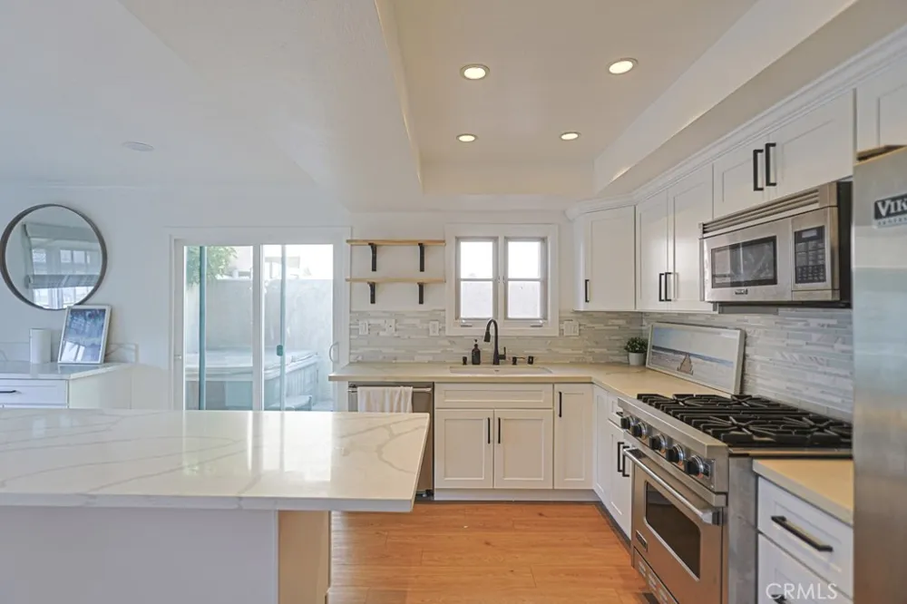218 16th #A Huntington Beach, CA 92648