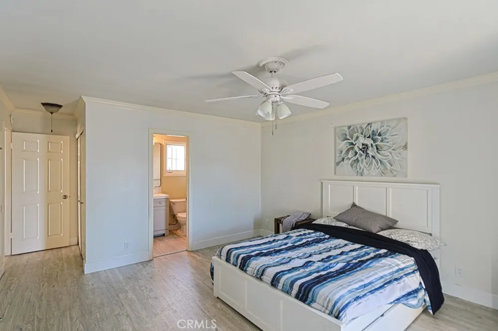218 16th #A Huntington Beach, CA 92648