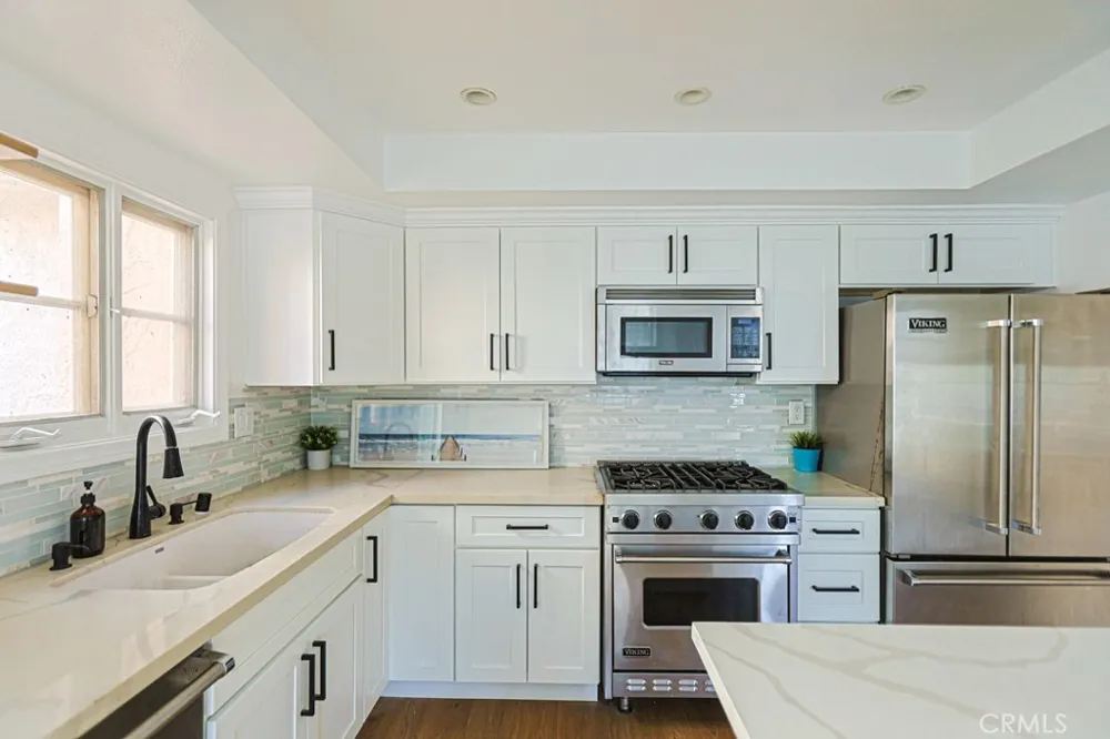 218 16th #A Huntington Beach, CA 92648
