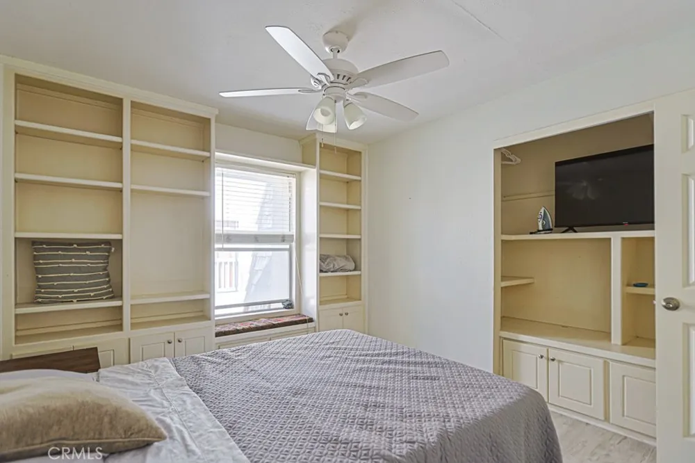 218 16th #A Huntington Beach, CA 92648