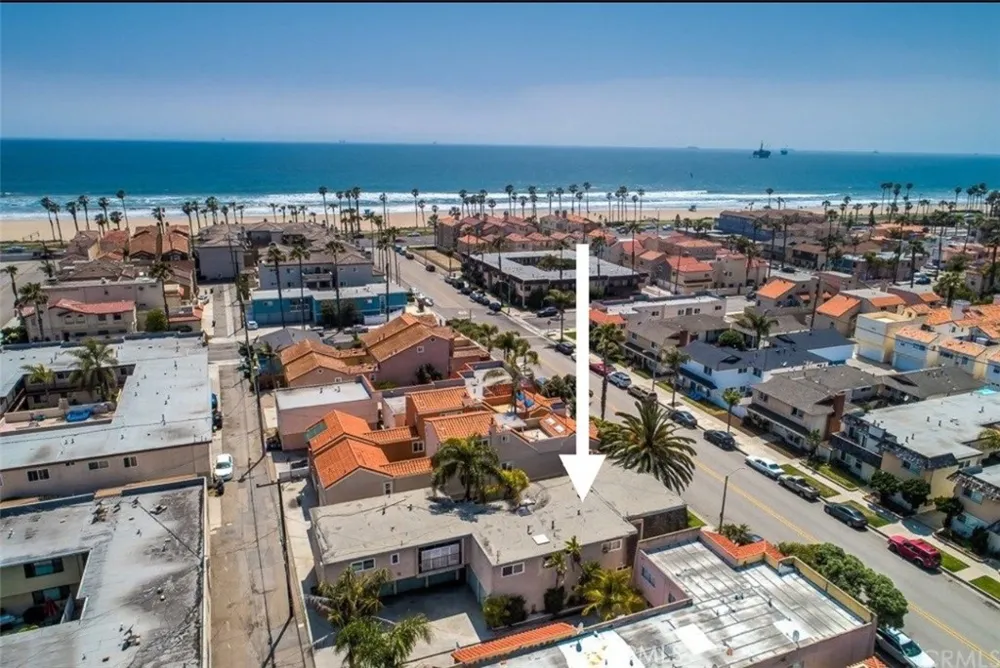 218 16th #A Huntington Beach, CA 92648