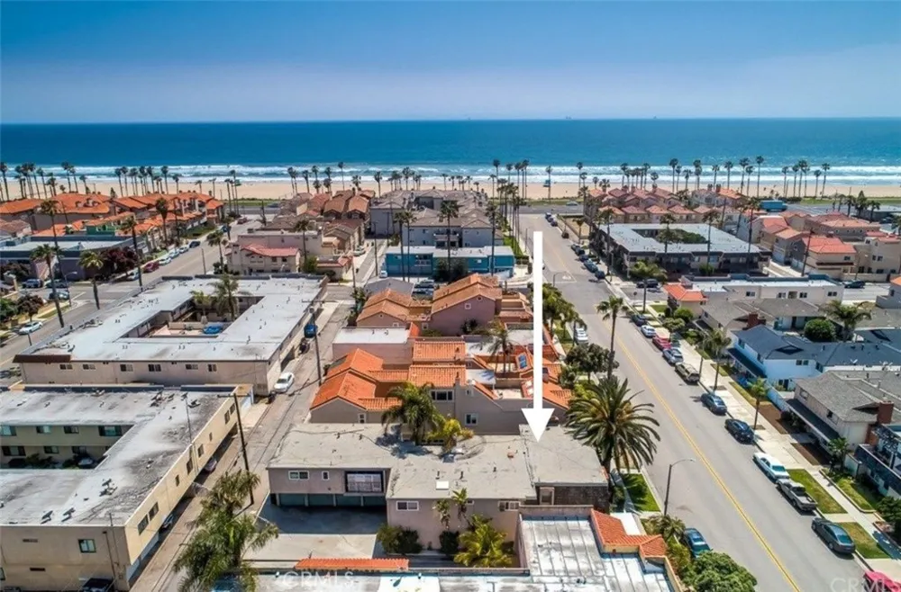 218 16th #A Huntington Beach, CA 92648