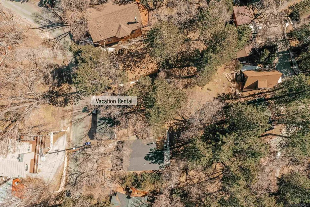 590 Oak Knoll Circle Green Valley Lake, CA 92341