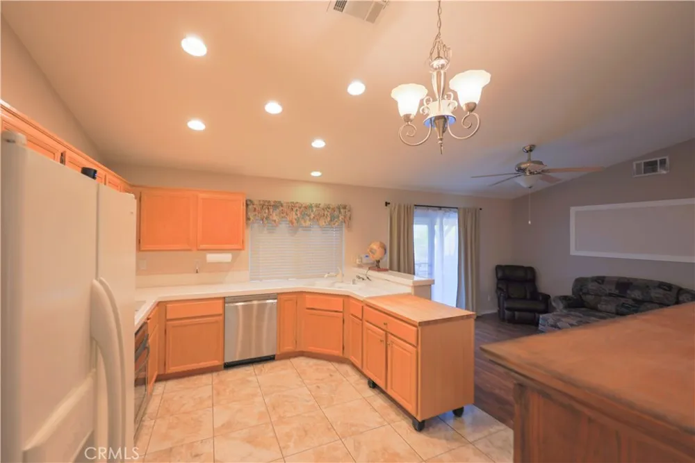 4125 Portola Dr. Palmdale, CA 93551