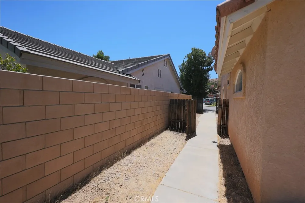 4125 Portola Dr. Palmdale, CA 93551
