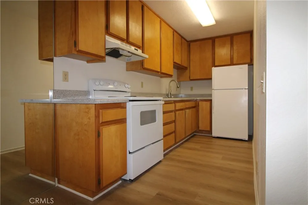 2800 E Los Felices Circle #113 Palm Springs, CA 92262