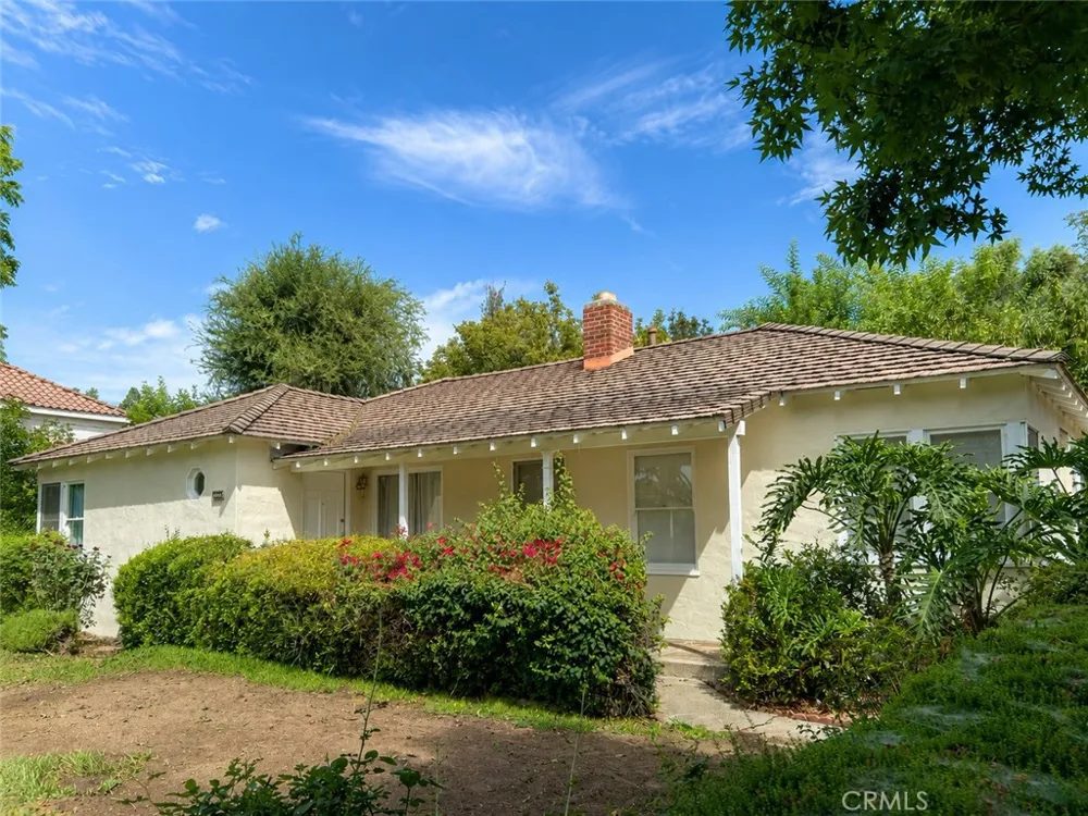 325 W Lemon Arcadia, CA 91007