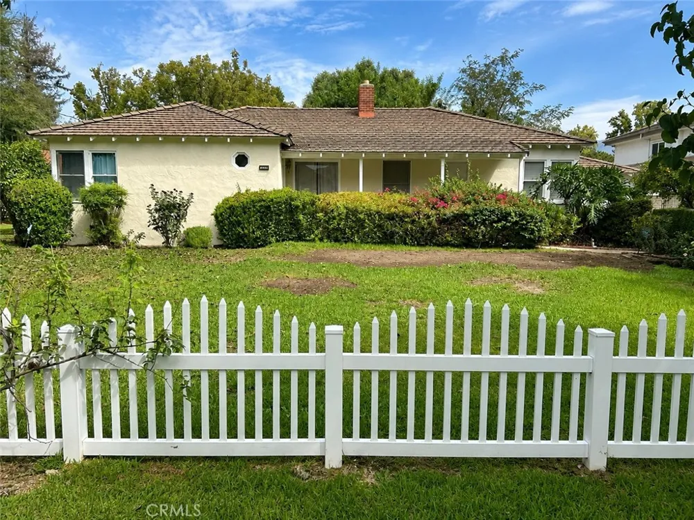 325 W Lemon Arcadia, CA 91007