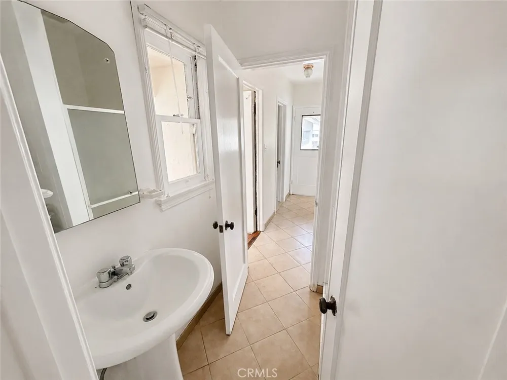 325 W Lemon Arcadia, CA 91007