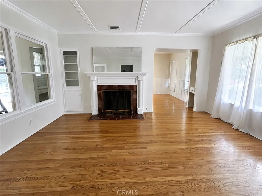 325 W Lemon Arcadia, CA 91007
