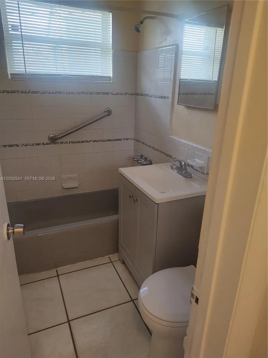 7655 Venetian St #1-4 Miramar, FL 33023