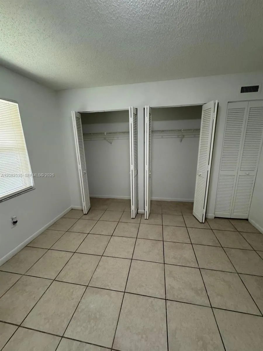 2401 Van Buren St #APT 18 Hollywood, FL 33020