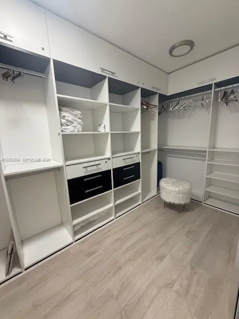 16500 Collins Ave #454 Sunny Isles Beach, FL 33160
